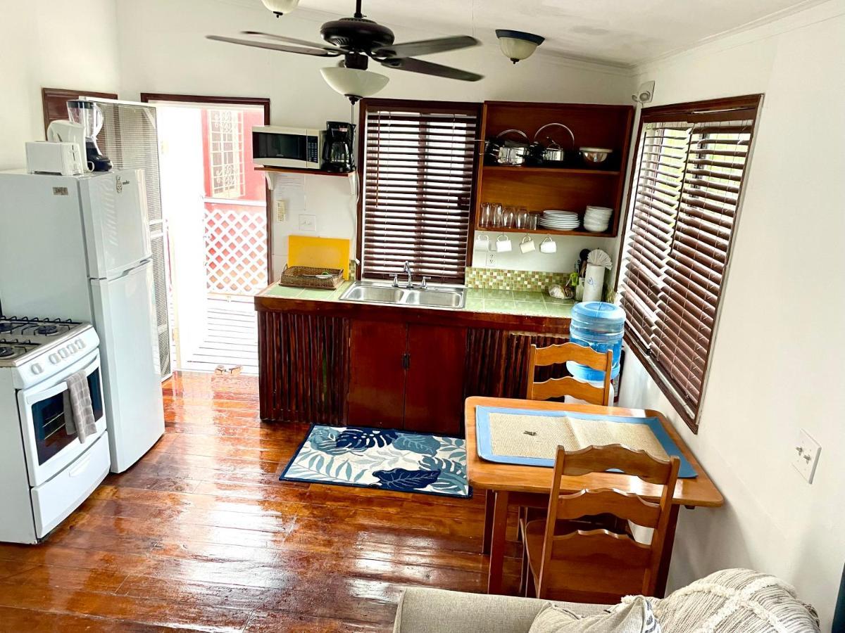 Hummingbirds Cabins Caye Caulker Dış mekan fotoğraf