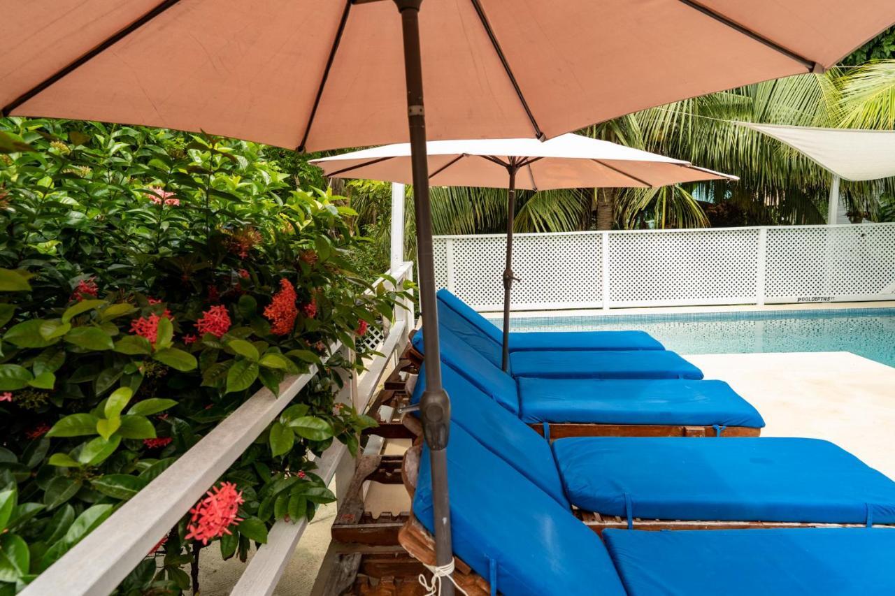 Hummingbirds Cabins Caye Caulker Dış mekan fotoğraf