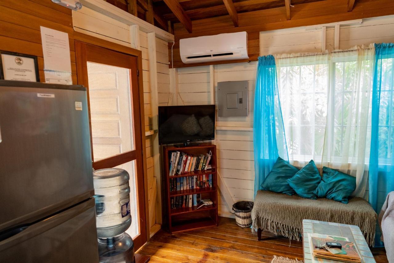 Hummingbirds Cabins Caye Caulker Dış mekan fotoğraf